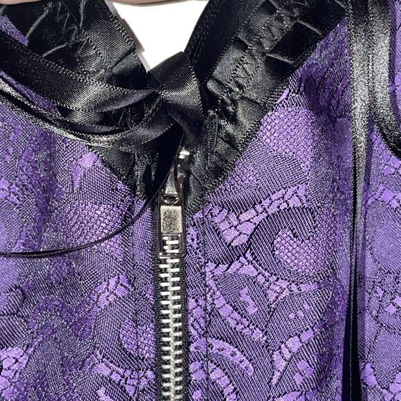 Gothic Purple Lace Corset Bustier Top 2XL Black Ribbon Trim Cosplay Witchy - Picture 3 of 10